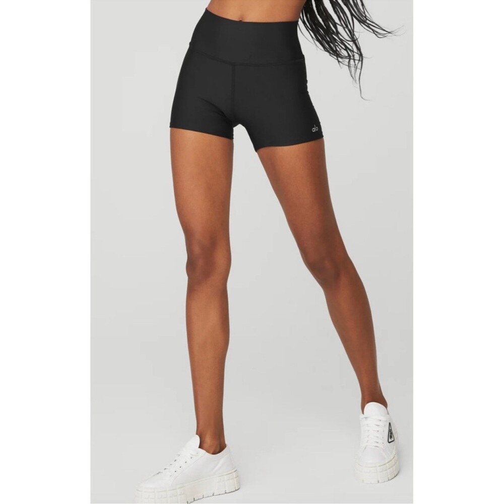Alo Airlift Energy Shorts 3”